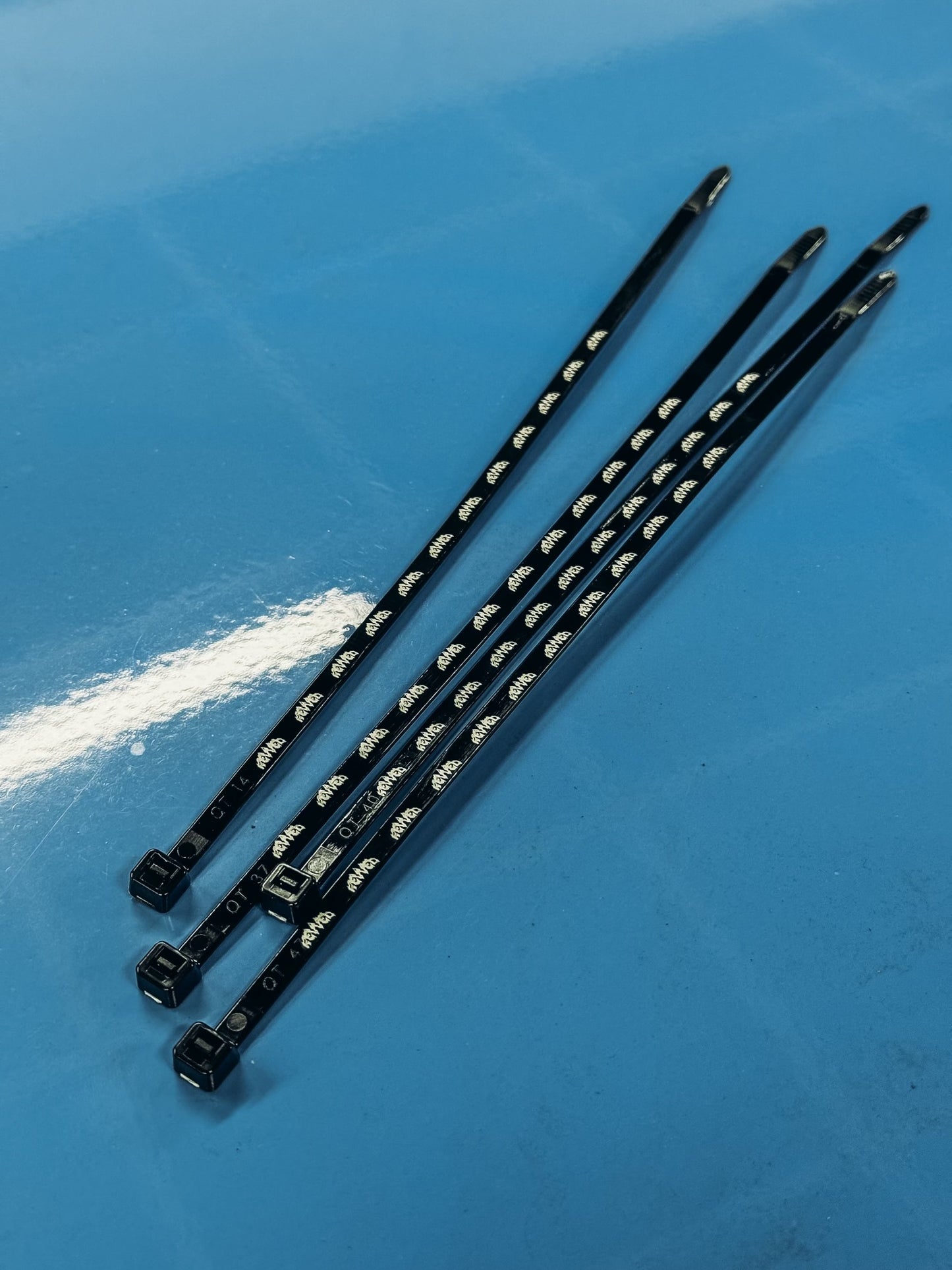 ZIPPIES - REVVED ZIP TIES