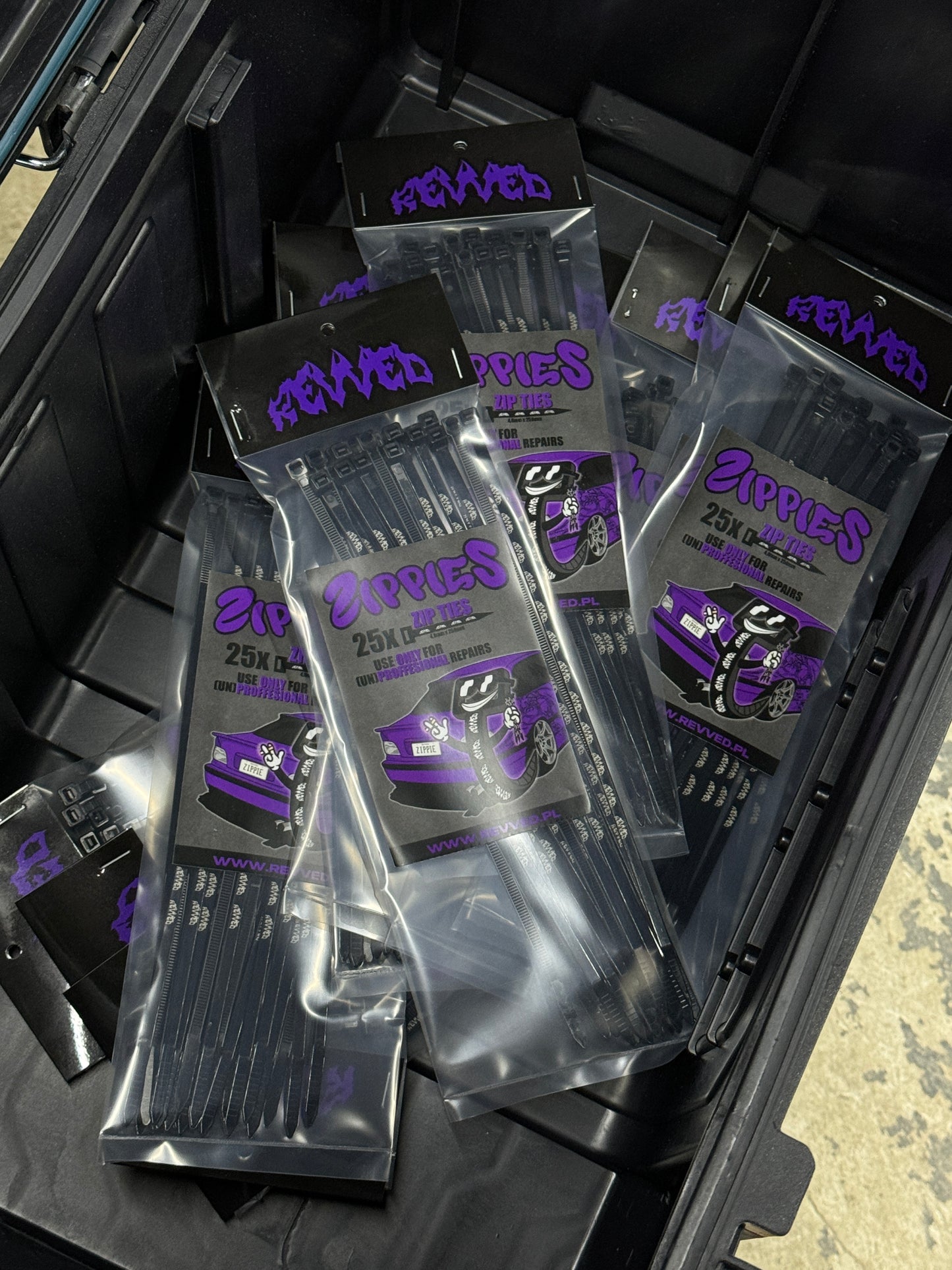 ZIPPIES - REVVED ZIP TIES
