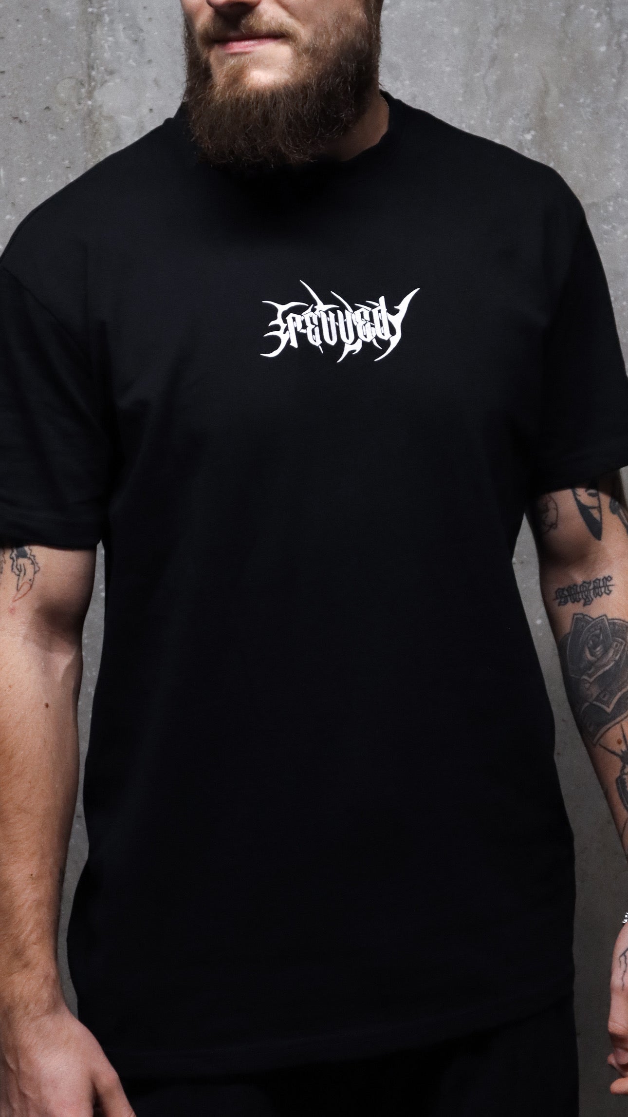 T-SHIRT "BROKE BOYS BROKEN CARS" CZARNY