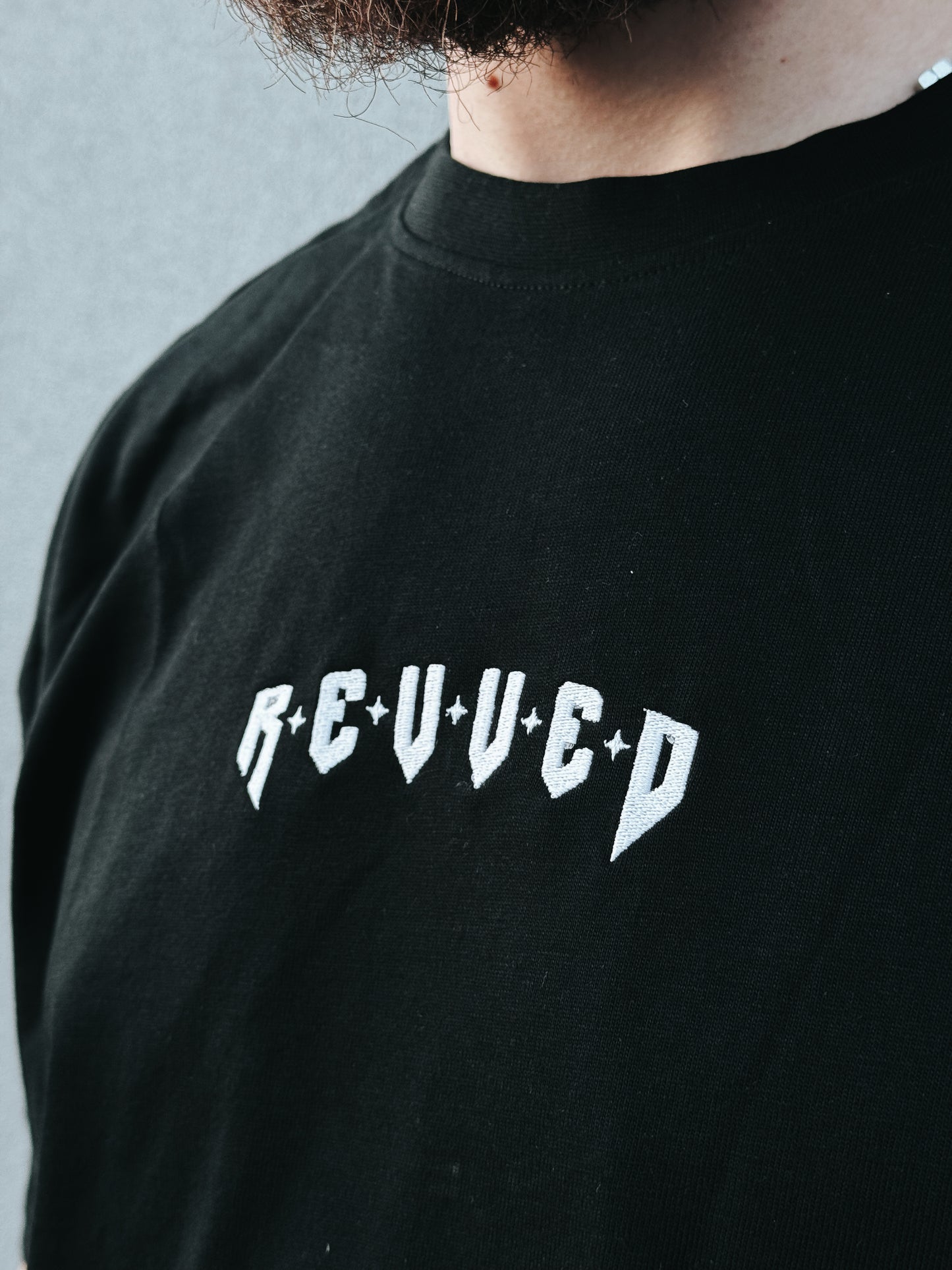 T-SHIRT "DEFINITION" CZARNY