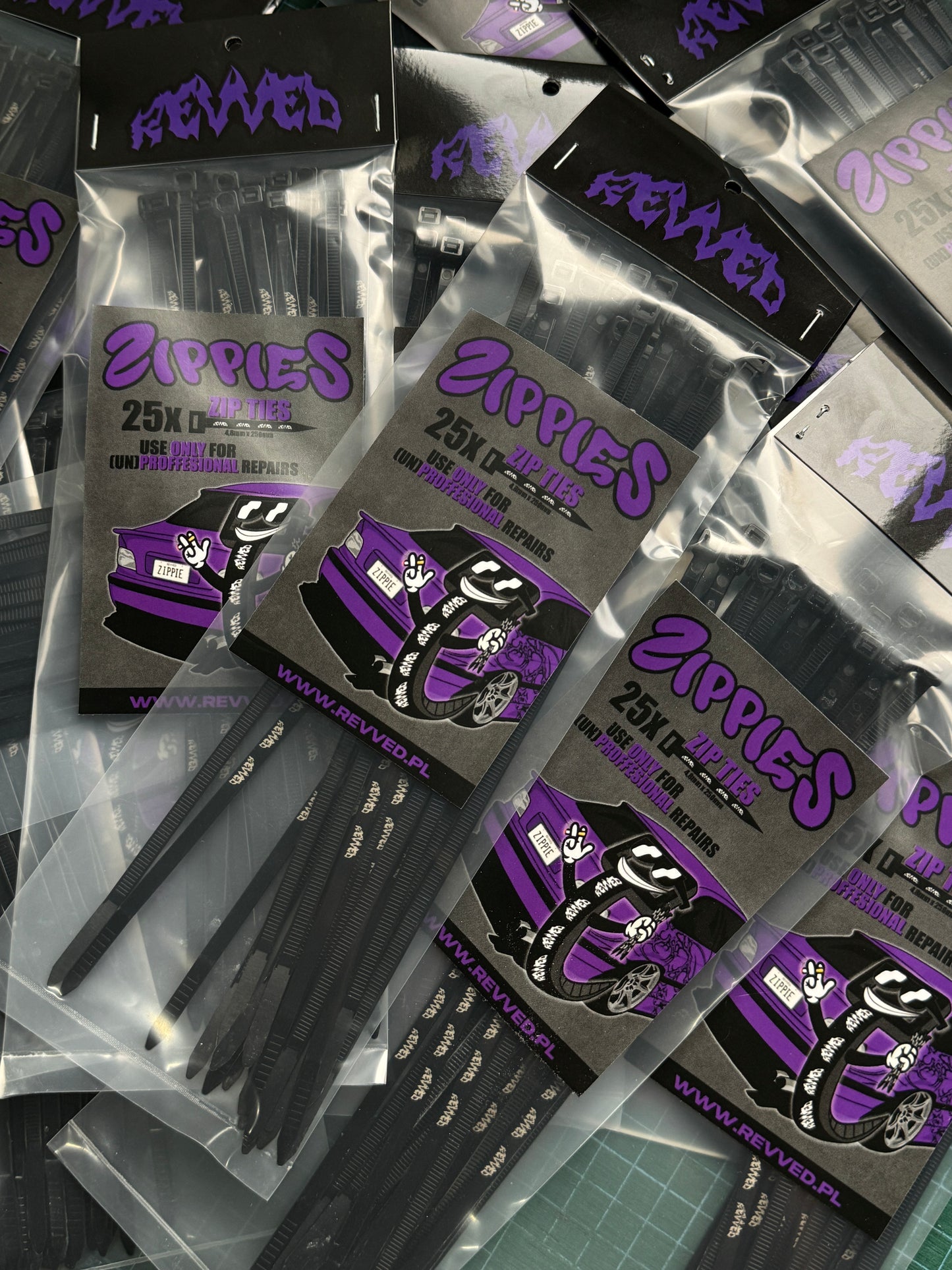 ZIPPIES - REVVED ZIP TIES