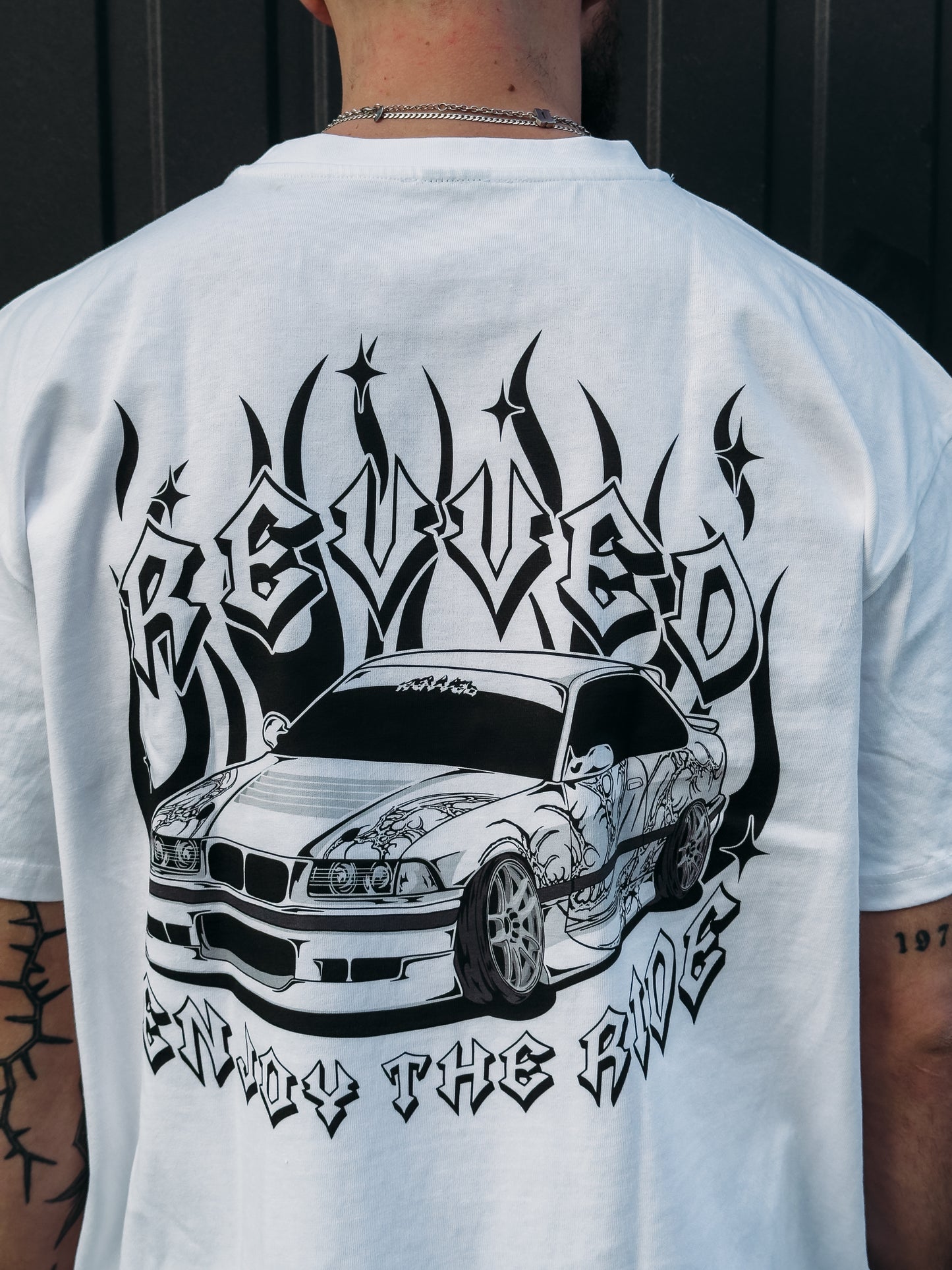 T-SHIRT "ENJOY THE RIDE" BIAŁY
