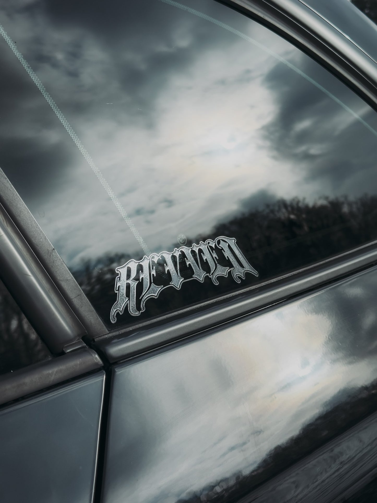 VANDAL DECAL
