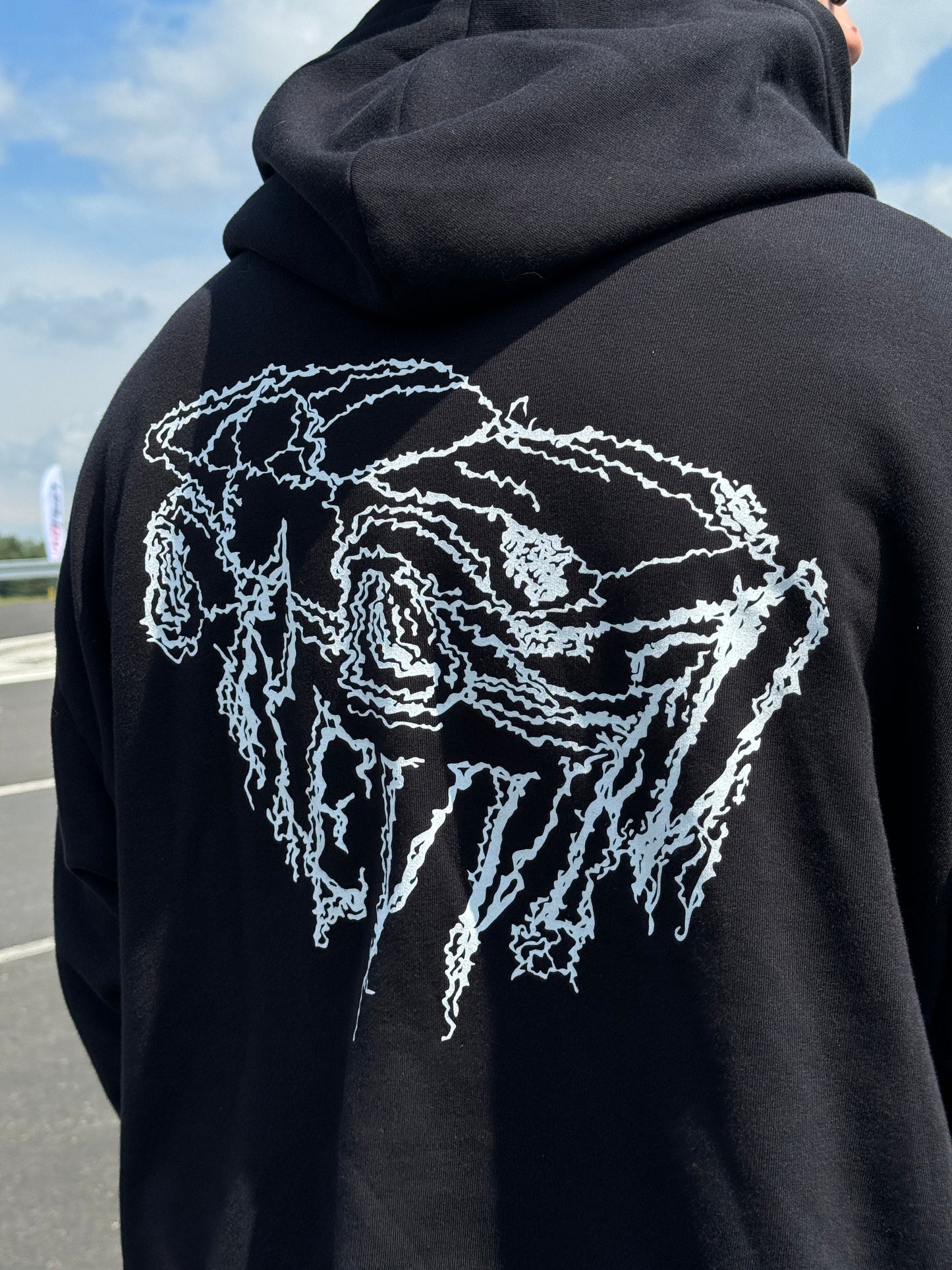 „FEEL UNREAL” HOODIE