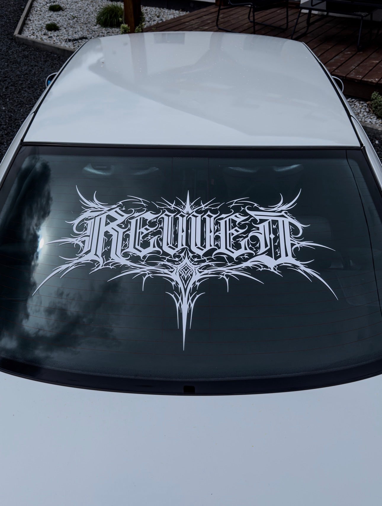 OUTRUN TRIBAL BANNER