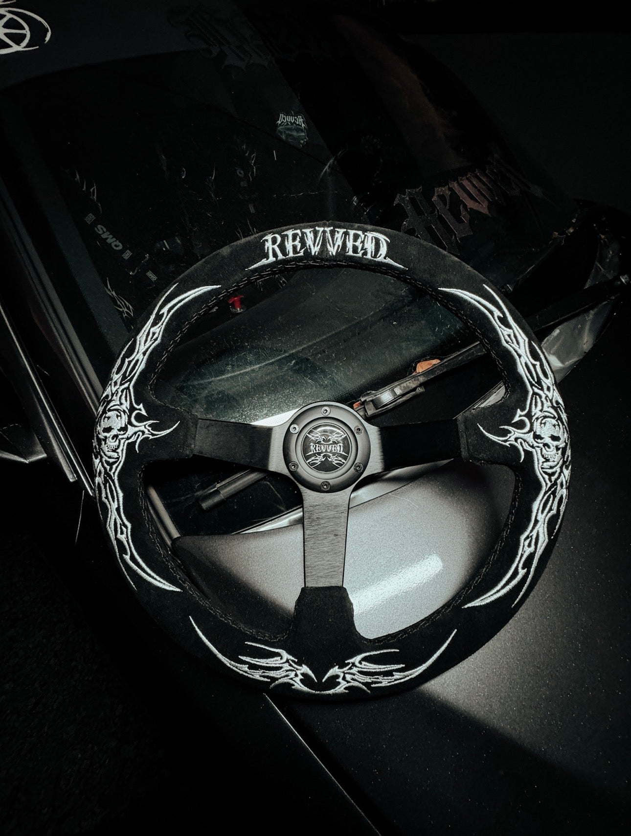 "DOKURO" STEERING WHEEL