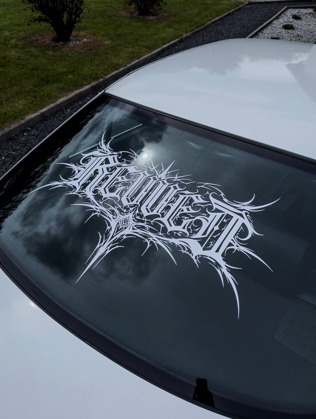 OUTRUN TRIBAL BANNER
