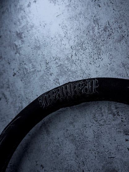 BLACK'ON'BLACK - OUTRUN STEERING WHEEL