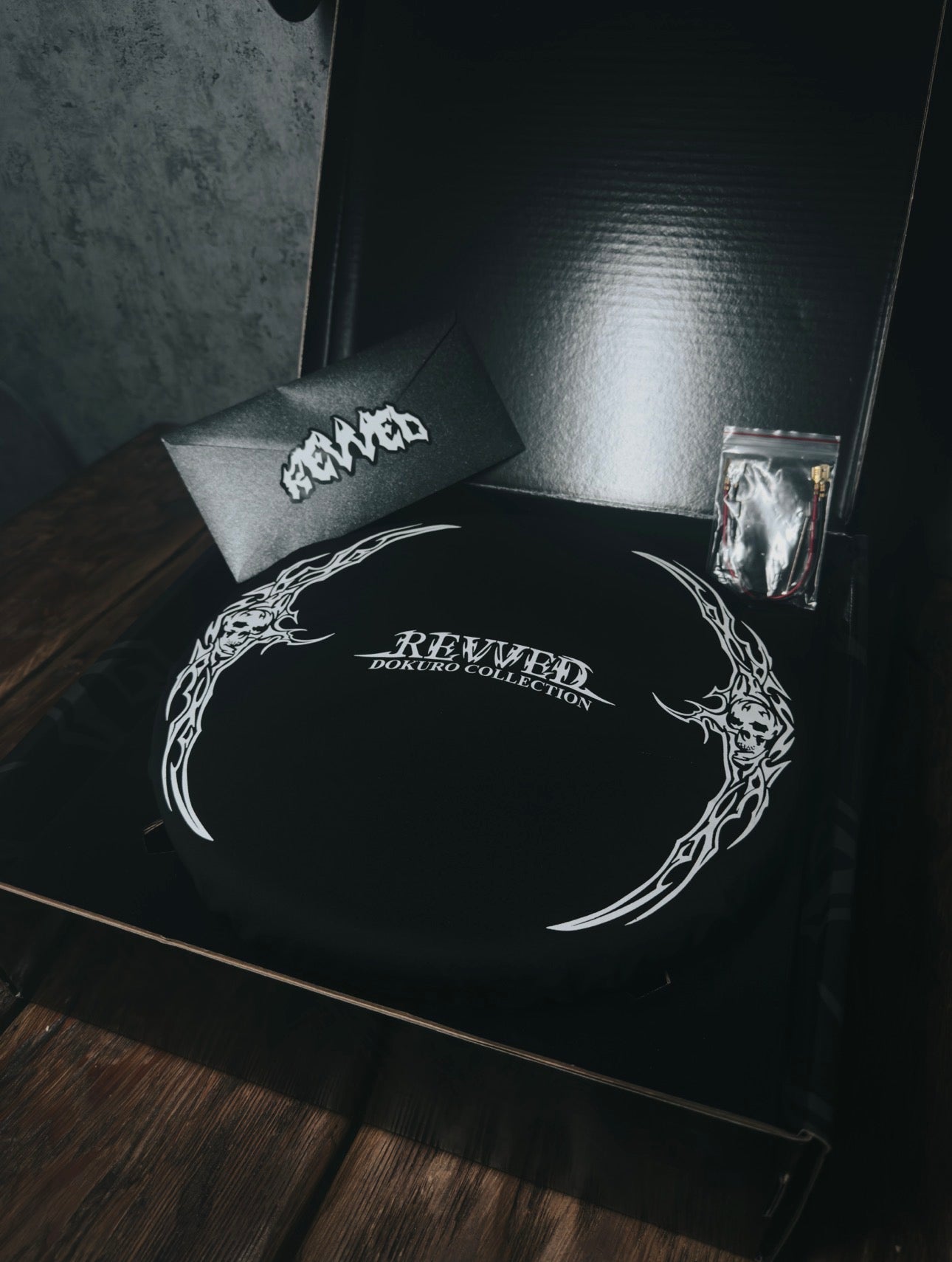 "DOKURO" STEERING WHEEL