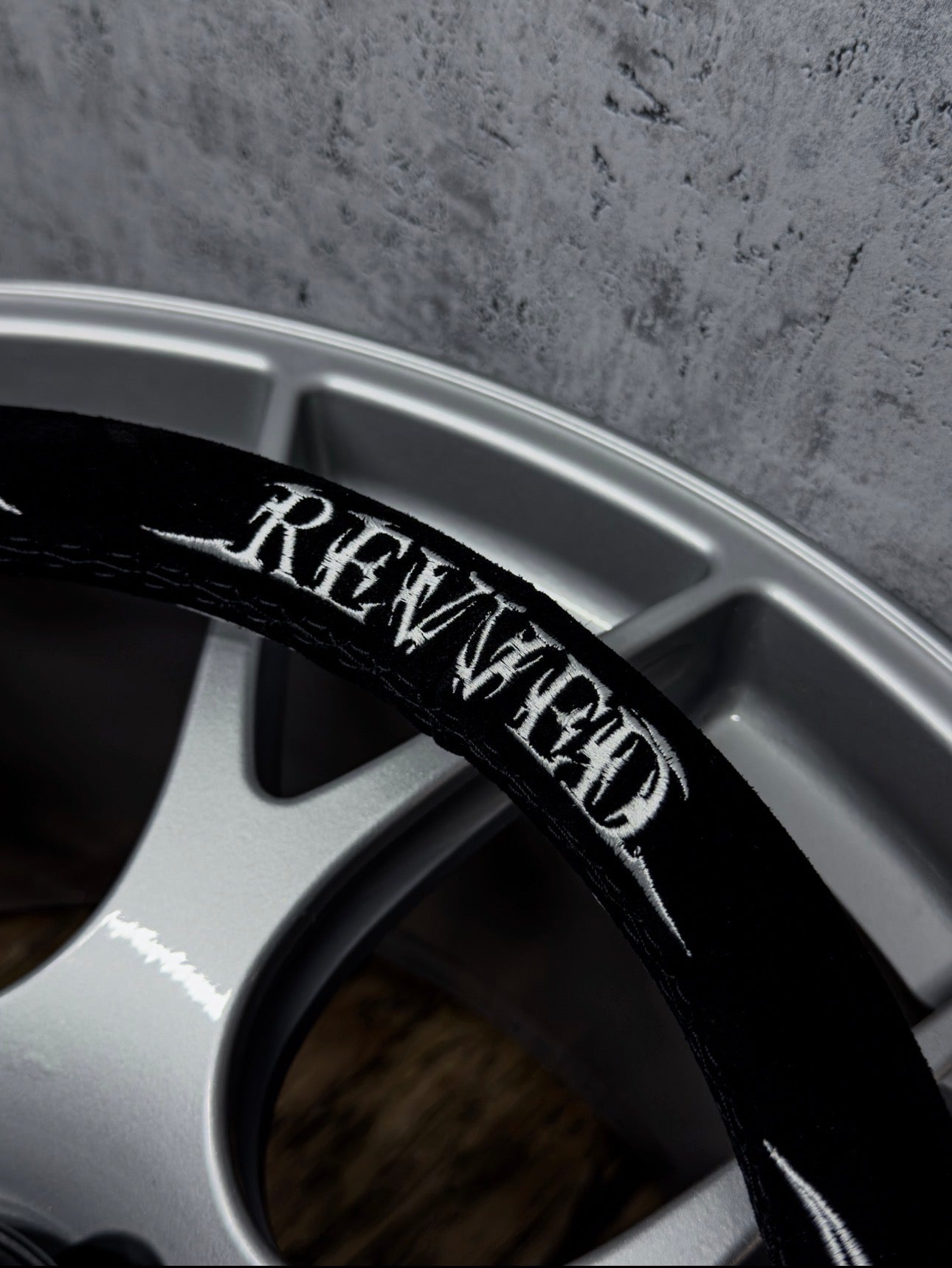 "DOKURO" STEERING WHEEL