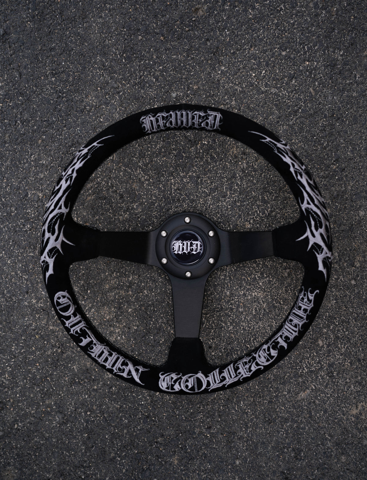OUTRUN STEERING WHEEL - GREY EDITION