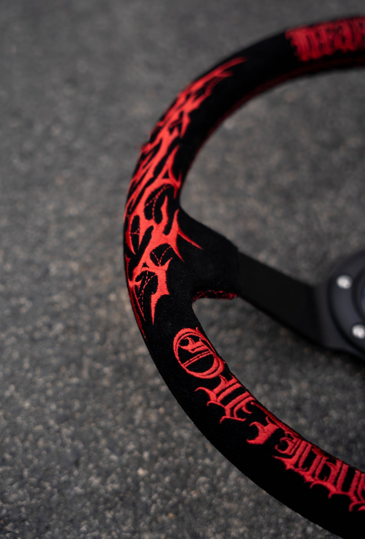 OUTRUN STEERING WHEEL - RED EDITION