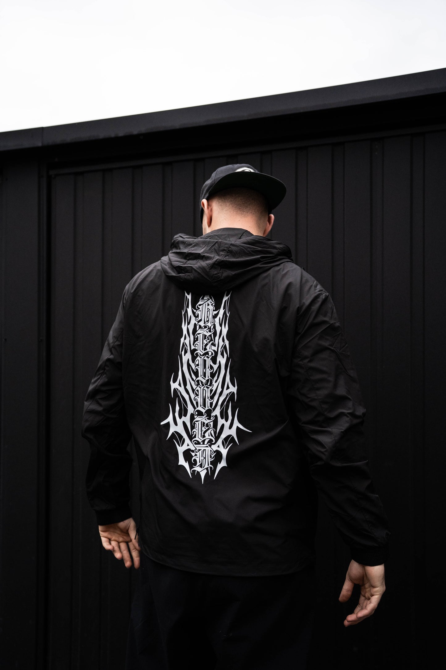 OUTRUN RAIN JACKET