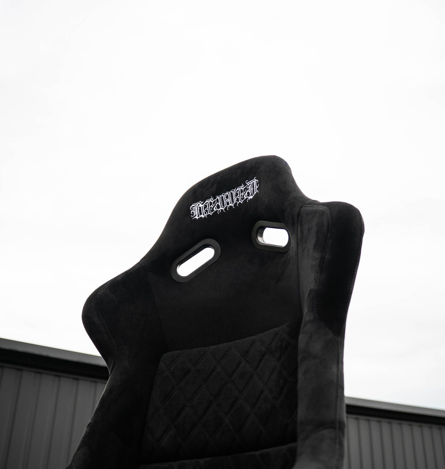 OUTRUN BUCKET SEAT - PREORDER